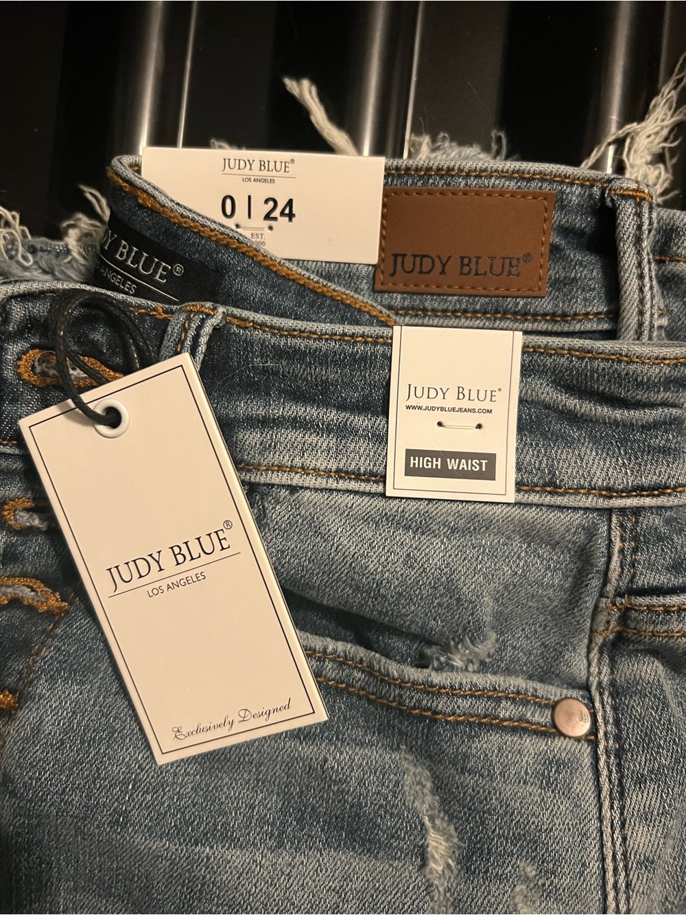 JUDY BLUE High Rise Distressed Button Fly Boyfriend Jeans | Size: 0/24 - Picture 12 of 12